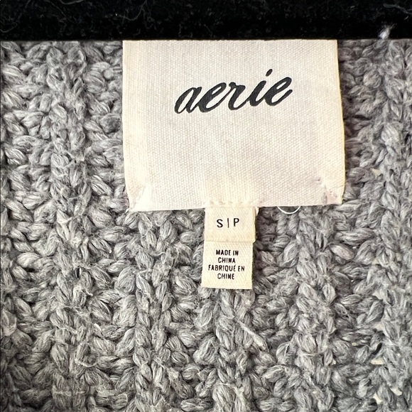 Aerie Gray Wide Rib Crew Neck Sweater Size S EUC Comfy Cozy Warm - Picture 4 of 12